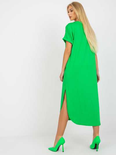 OCH BELLA  Zielona sukienka oversize z krótkim rękawem