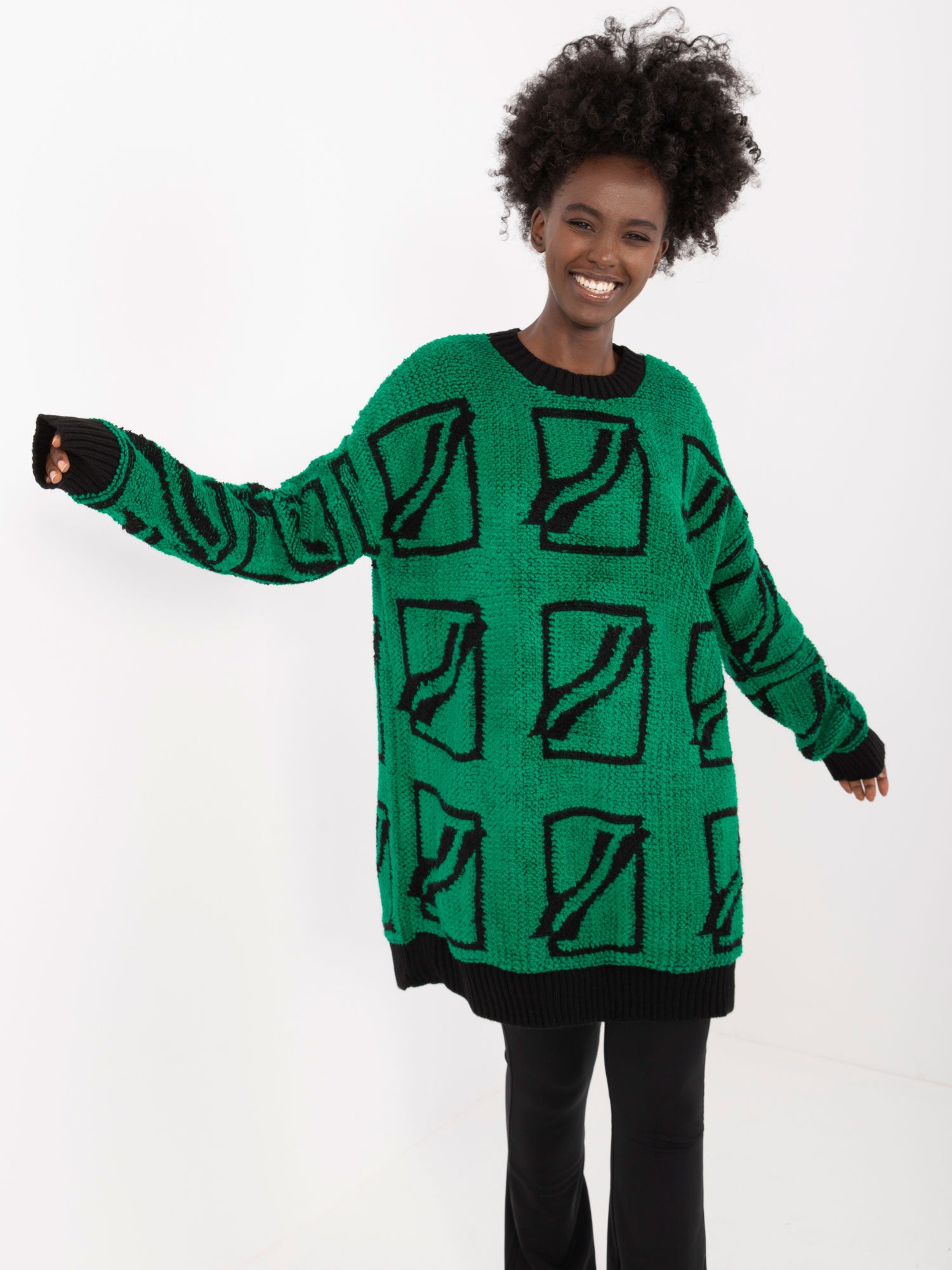 Zielony wzorzysty sweter oversize