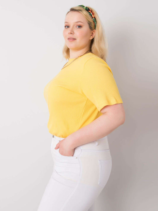 Żółta bluzka plus size w prążek