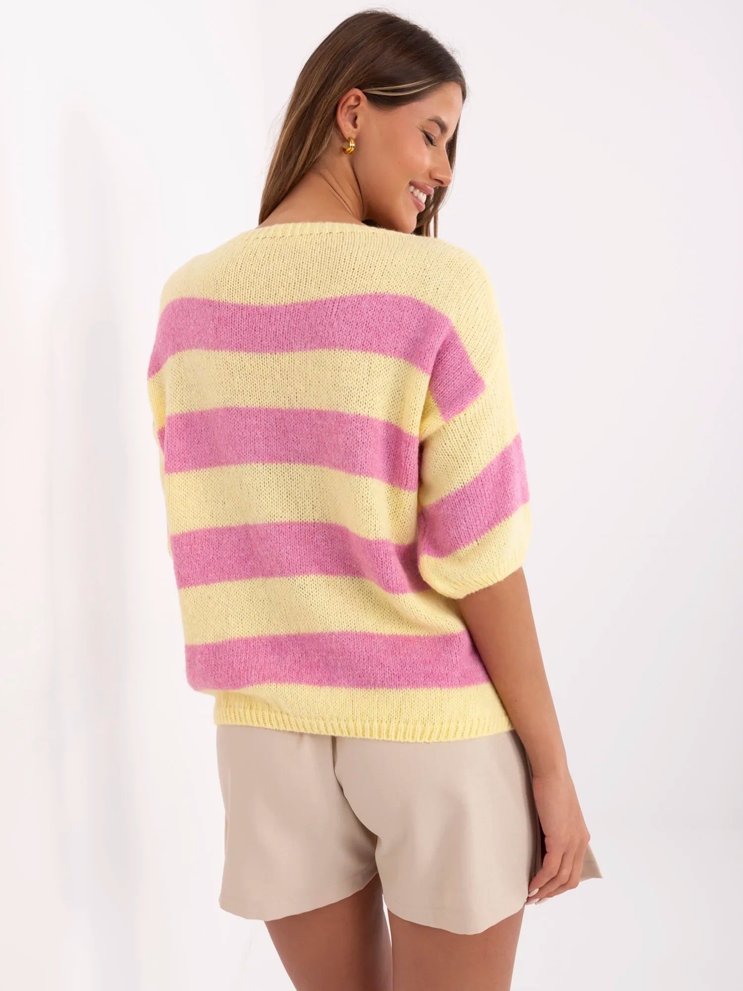 Żółto-różowy kolorowy sweter oversize z wełną