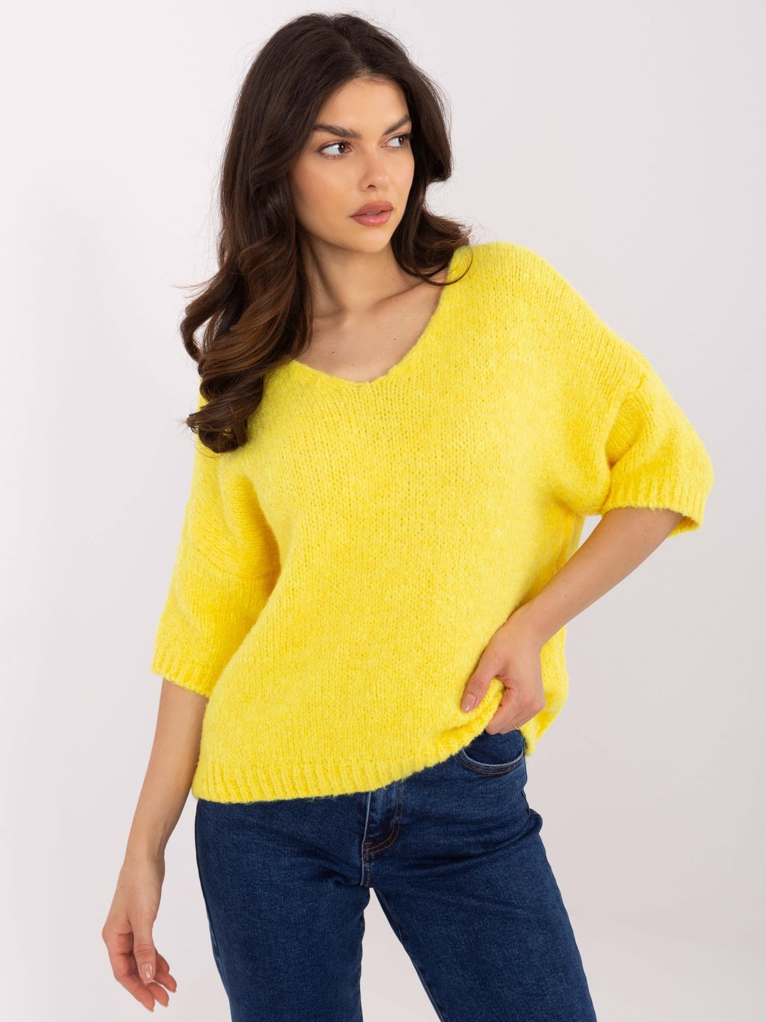 Żółty damski sweter oversize z dekoltem V