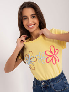 BASIC FEEL GOOD Żółty t-shirt z kwiatową aplikacją