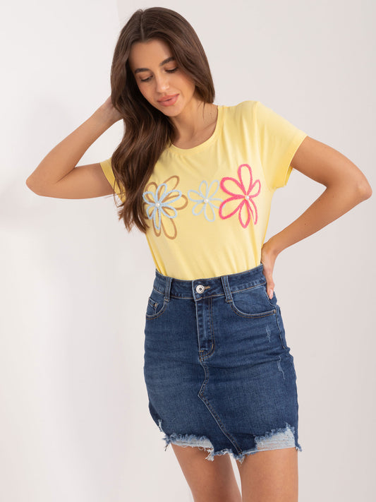 BASIC FEEL GOOD Żółty t-shirt z kwiatową aplikacją