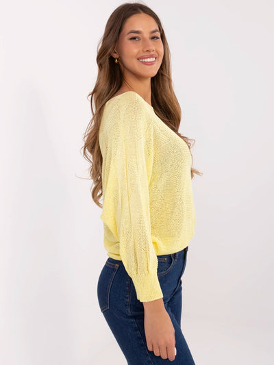 Żółty damski sweter oversize w romby