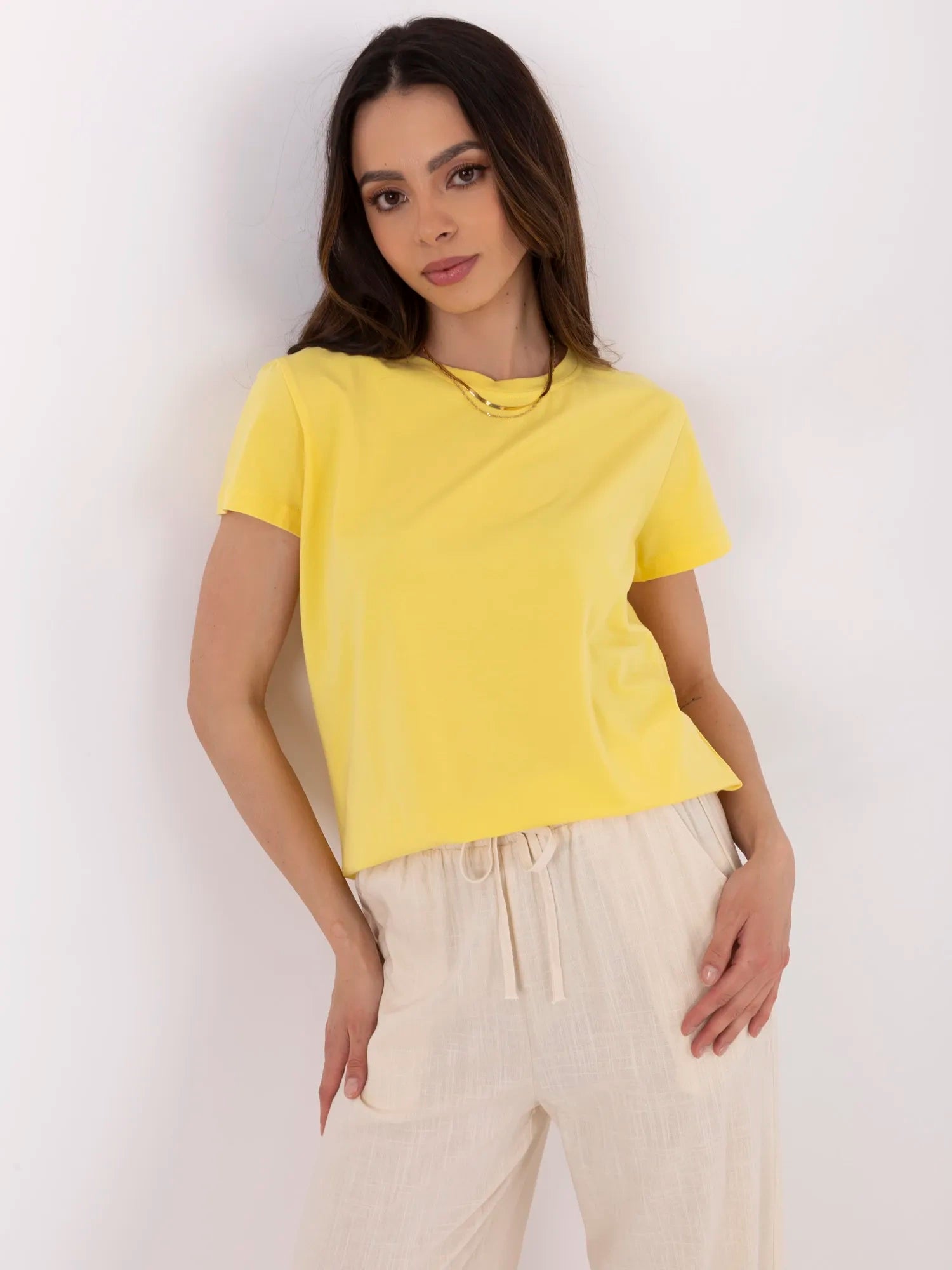 BASIC FEEL GOOD Żółty t-shirt z okrągłym dekoltem